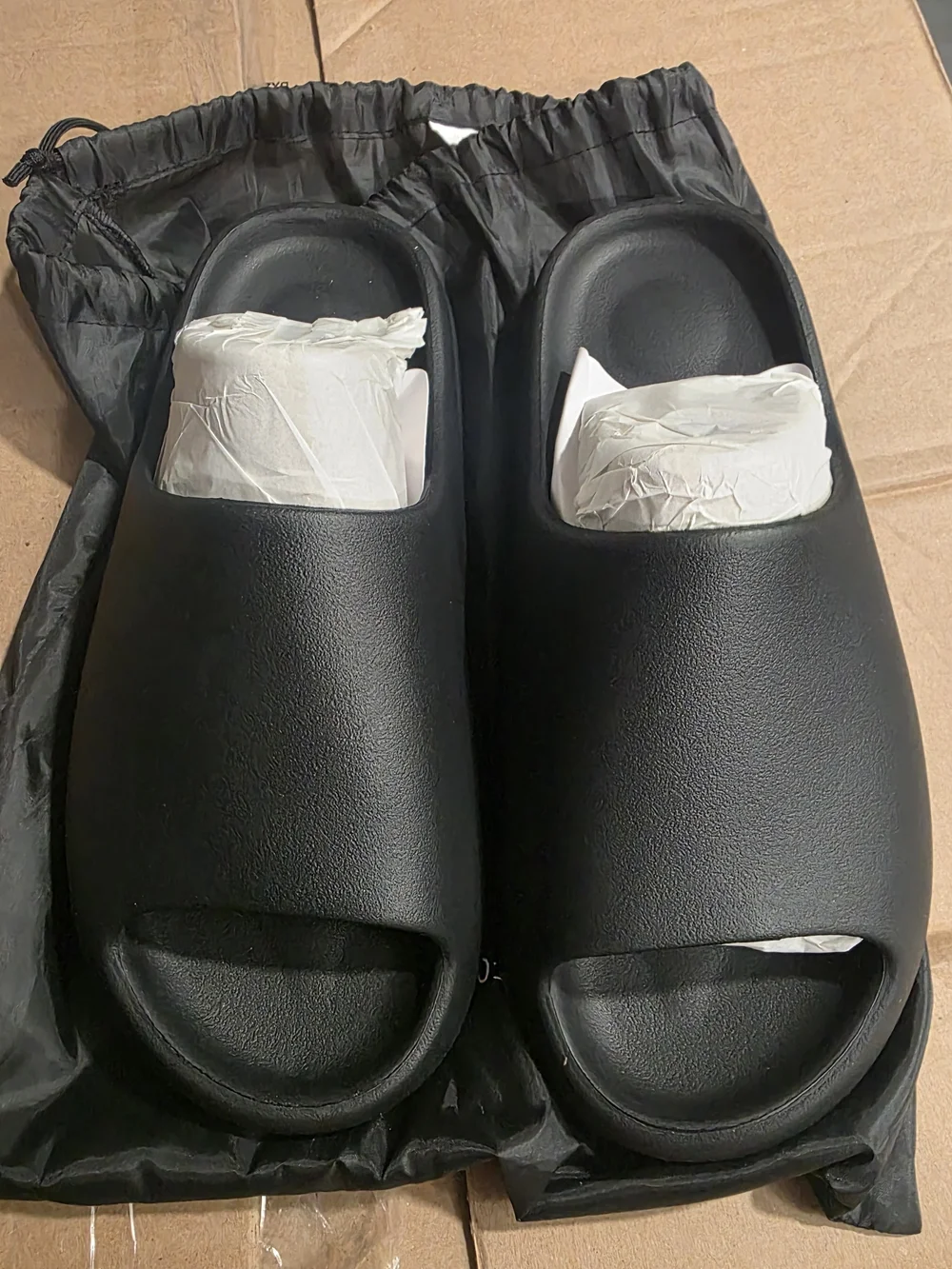 Size 11 Men's YEEZY YS-01 Black Slide - Brand New With Dust Bag